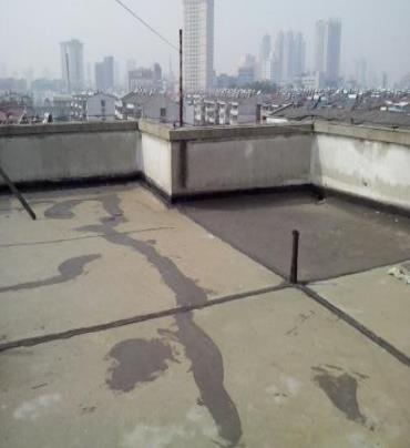 周口市漏水维修 楼顶漏水是什么原因，楼顶漏水维修方法是什么?